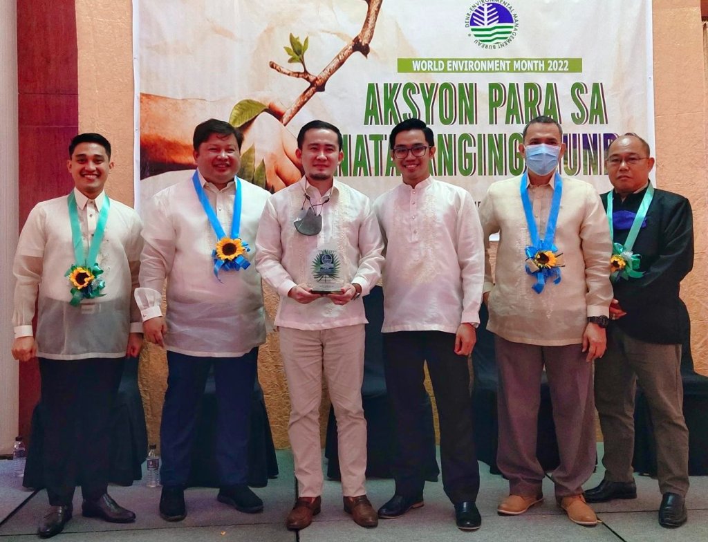 SM City Olongapo Central Receives Recognition For Outstanding Performance On Environmental Compliance And&nbsp;Practices