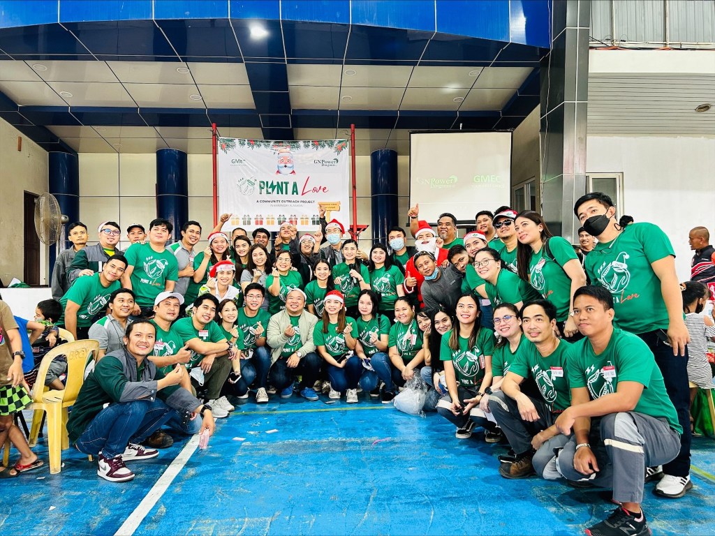 GMEC and GNPD employees Plant a LOVE this Christmas