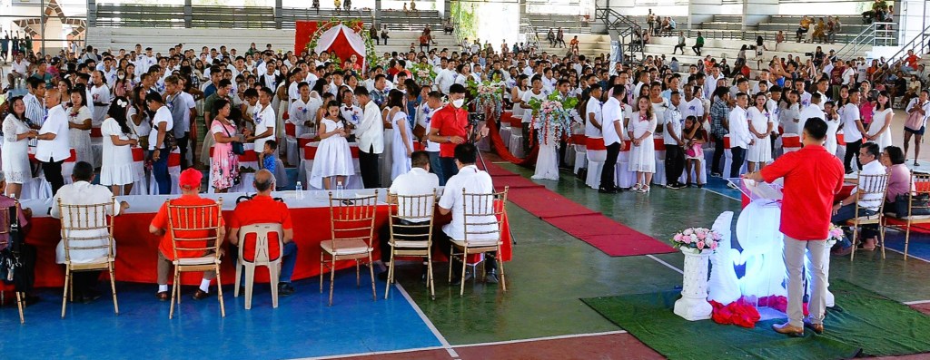 350 twosomes wed in Zambales on Valentine’s&nbsp;Day