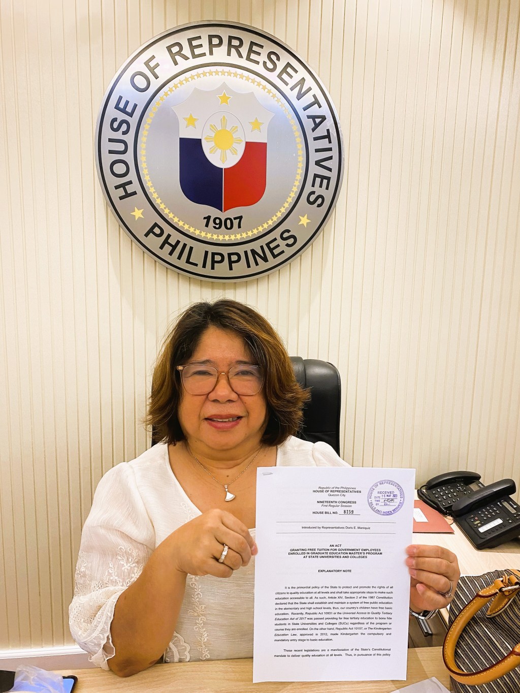 Rep. Maniquiz files bill for free MA tuition for gov’t&nbsp;workers
