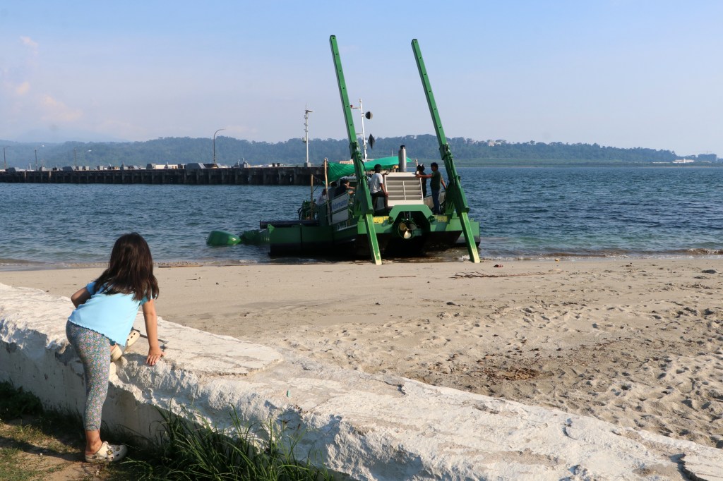 Amphibious multipurpose dredger