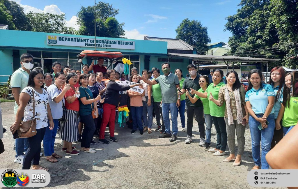 DAR-Zambales namahagi ng kagamitang pambukid sa mga&nbsp;magsasaka
