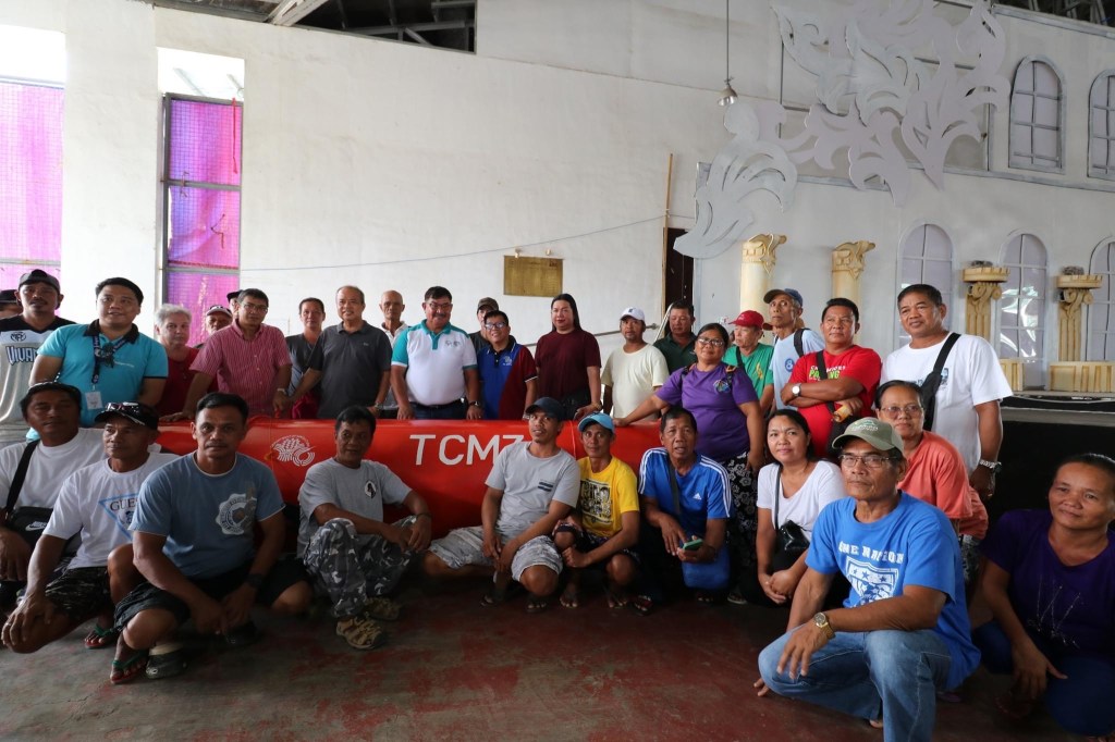 BFAR namahagi ng kagamitan sa mga mangigisda sa&nbsp;Zambales