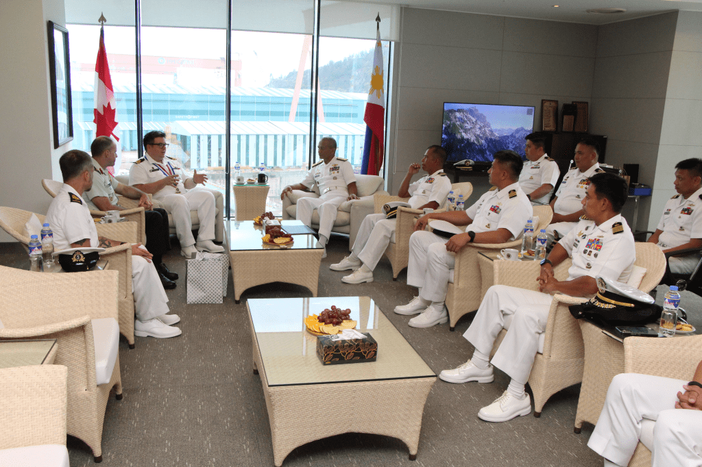 2nd component of visiting Canadian Navy flotilla visits NOB&nbsp;Subic