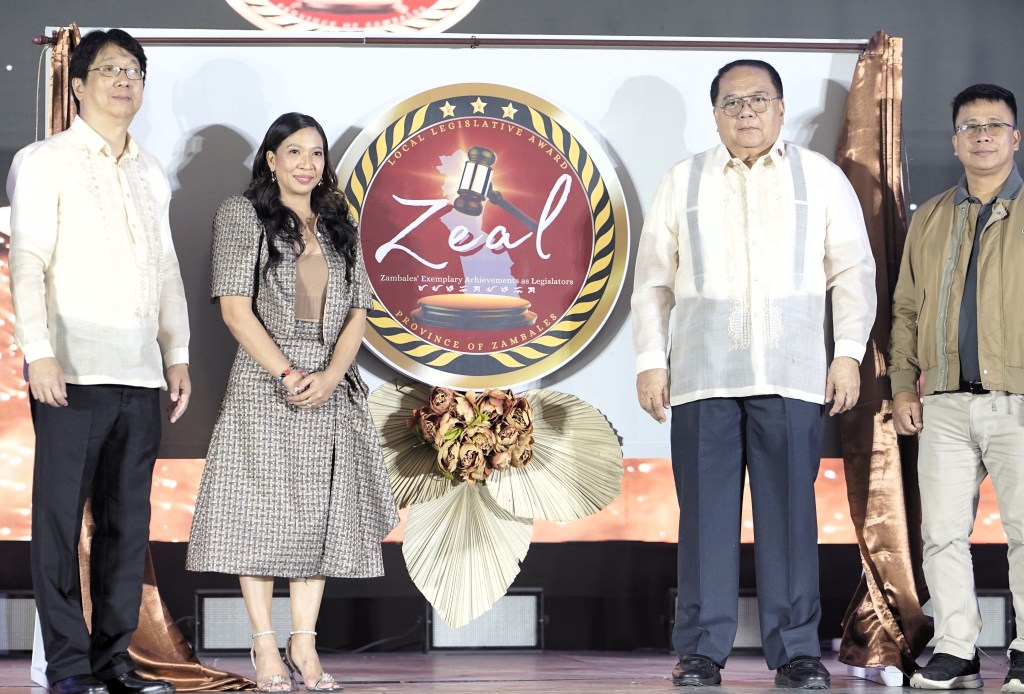 Zambales lauds top performing municipal&nbsp;councils