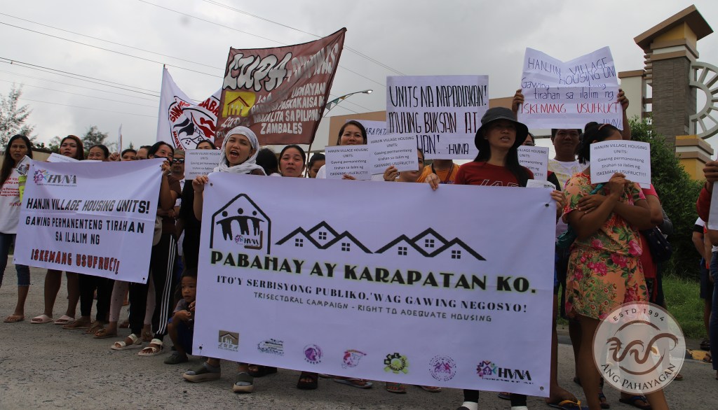 Mga residente ng Hanjin Village nagprotesta kontra ebiksyon sa kanilang housing&nbsp;units