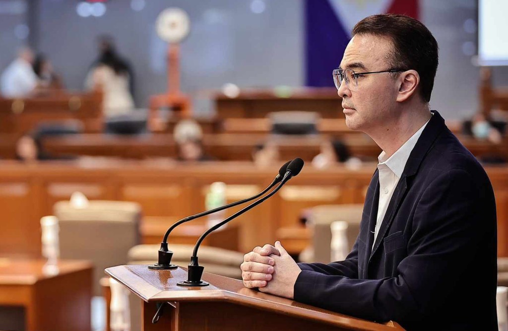 Cayetano, hinikayat ang COA na gumawa ng pre-audit sa mga proyekto ng&nbsp;pamahalaan