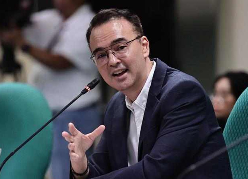 Cayetano binatikos ang PCA sa mabagal na pamamahagi ng tulong-medikal sa coconut farmers