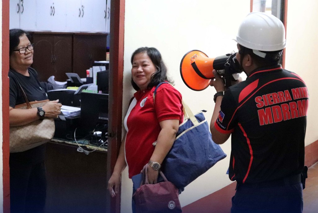 Pasok sa gobyerno at eskuwelahan kanselado sa Zambales, Bataan at Olongapo dahil sa bomb scare