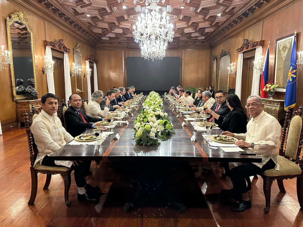 WORKING DINNER AT THE&nbsp;PALACE