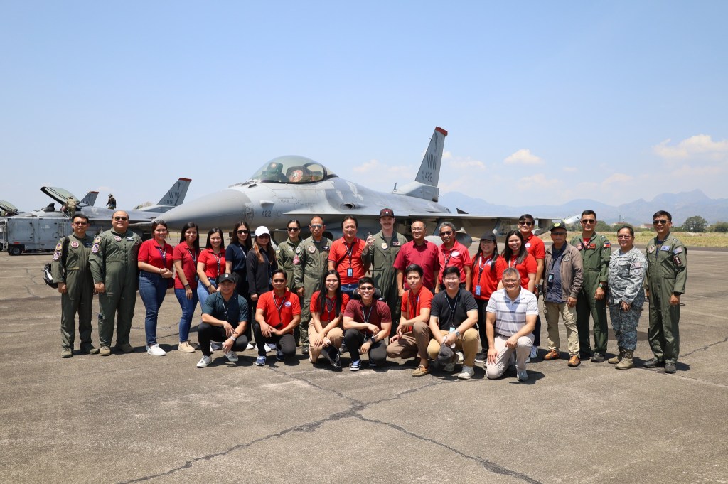 Pilots and air traffic controllers share expertise in cope&nbsp;thunder