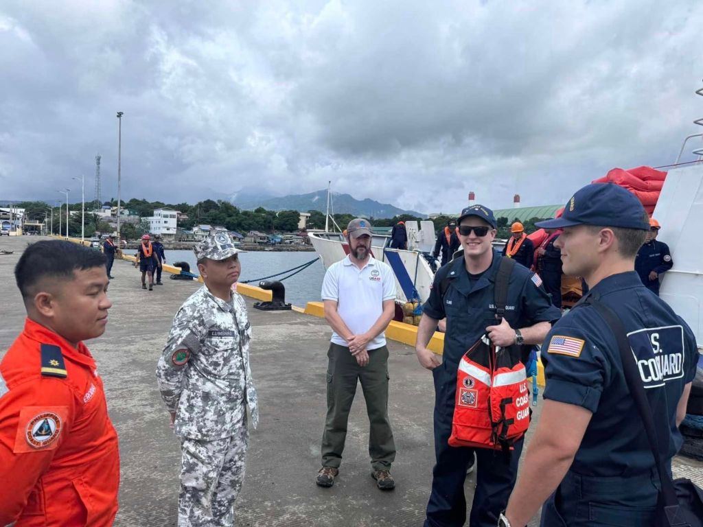 U.S. Coast Guard at NOAA, tutulong sa&nbsp;Bataan