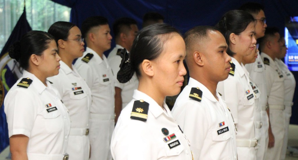 25 Fleet officers don higher&nbsp;rank
