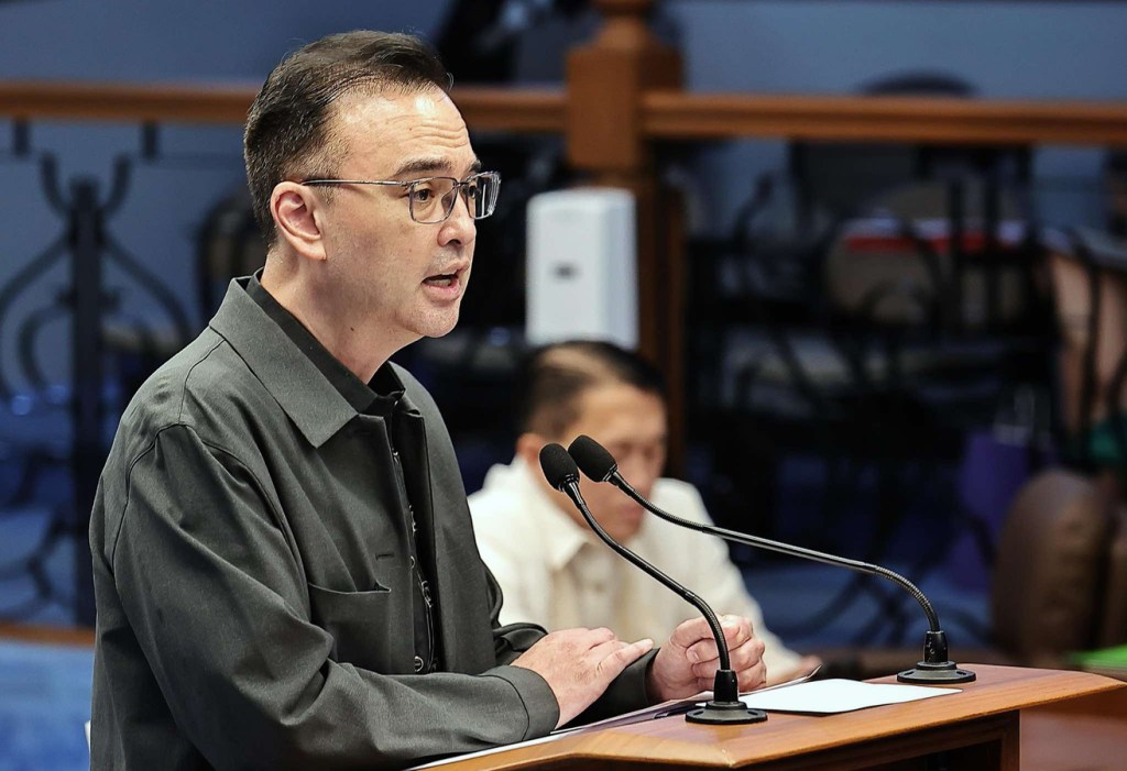 PHIVOLCS Modernization Act isinusulong ni&nbsp;Cayetano