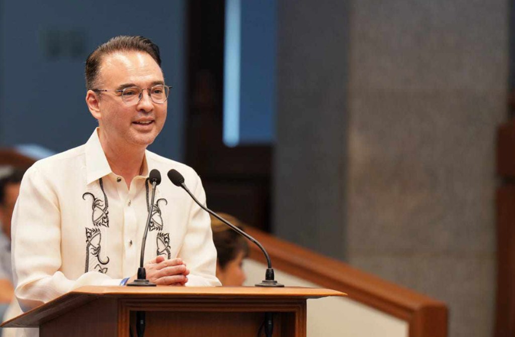 Cayetano sa DENR: Suriin ang mga ginagawang reclamation&nbsp;project