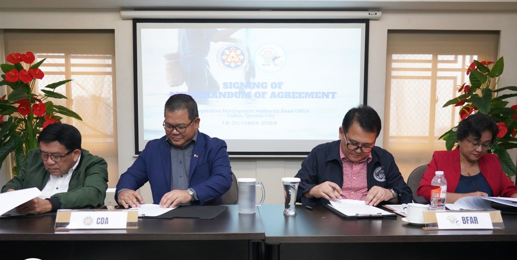 BFAR-CDA lumagda sa kasunduan upang palakasin ang hanay ng mga&nbsp;mangingisda