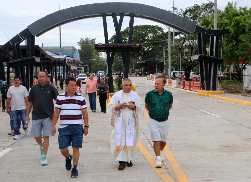 Magsaysay Bridge sa Subic Bay Freeport pansamantalang binuksan sa&nbsp;motorista