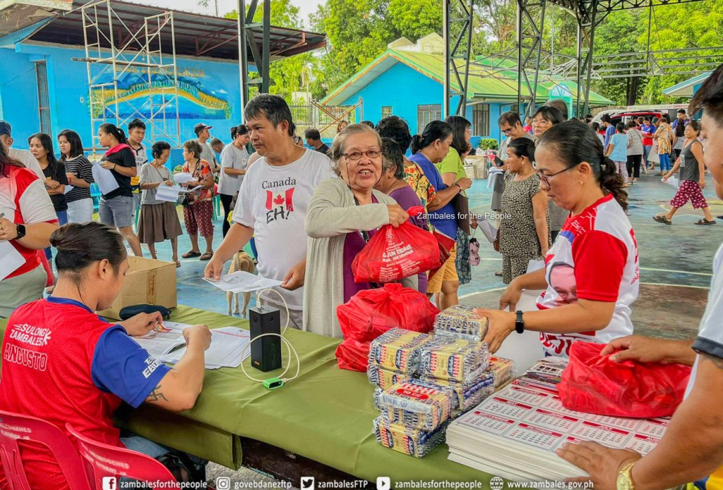 Pamaskong Handog para sa Zambaleño