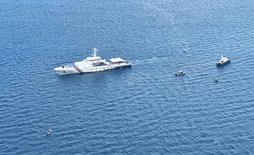 PCG steps up drive vs Chinese-carrying dredging&nbsp;vessels