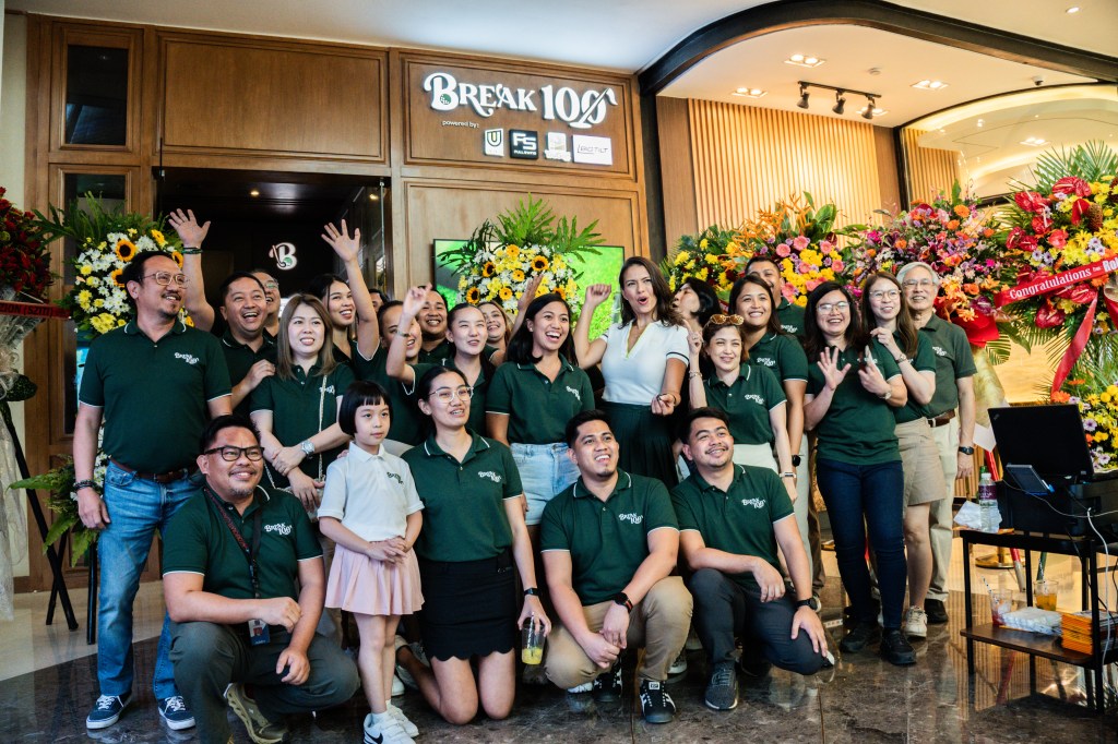 Swing Into the Future: Break 100 Launches as the Philippines’ Premier Golf and Sports Lounge at NUSTAR Resort&nbsp;Cebu