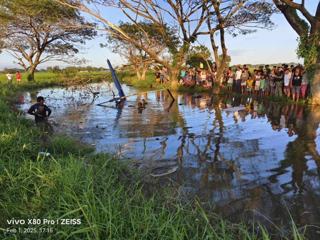 Pilot of TV host and Senatorial candidate Willie Revillame dies in chopper&nbsp;crash
