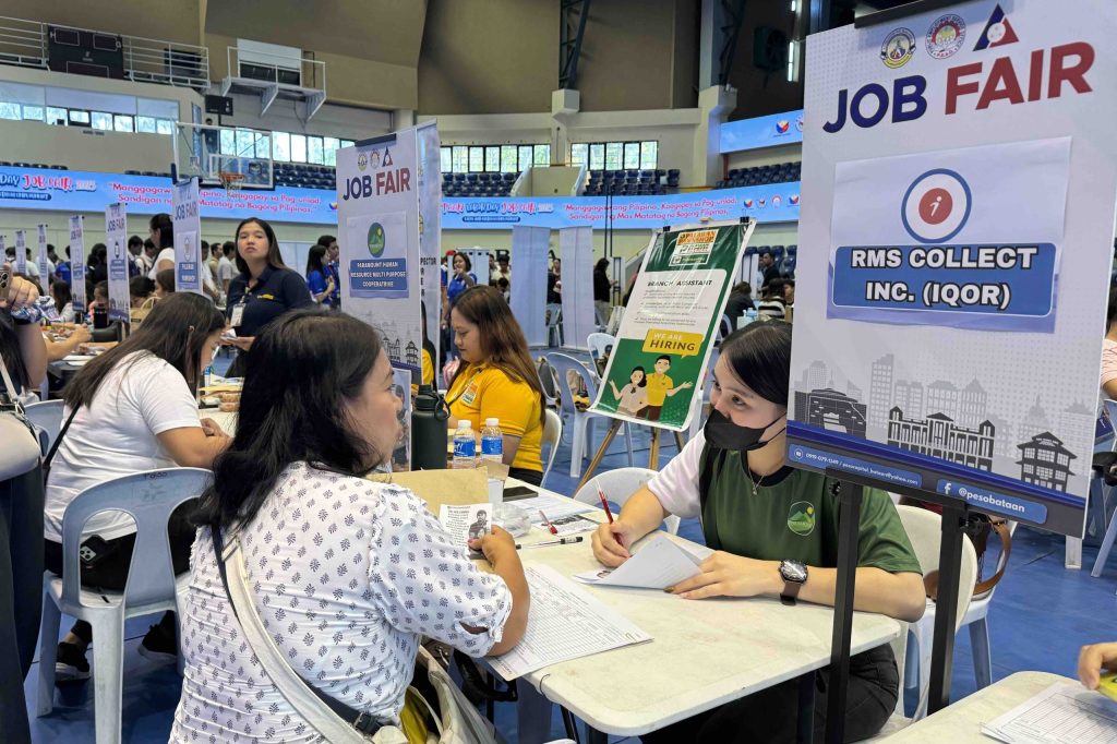 Young criminologist lands job at Bataan Labor Day&nbsp;fair