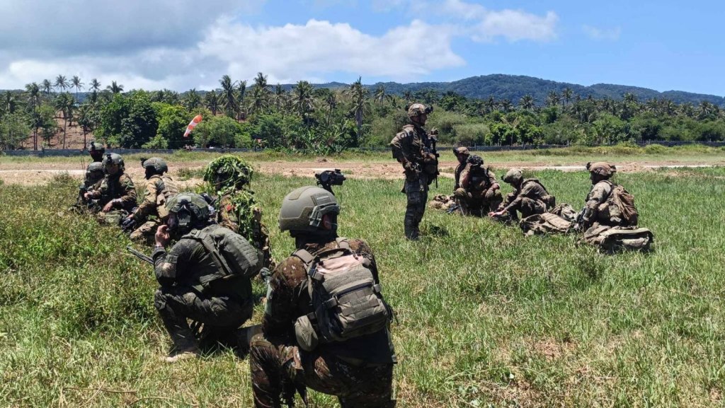 PH-US Armies showcase air assault and airport&nbsp;seizure