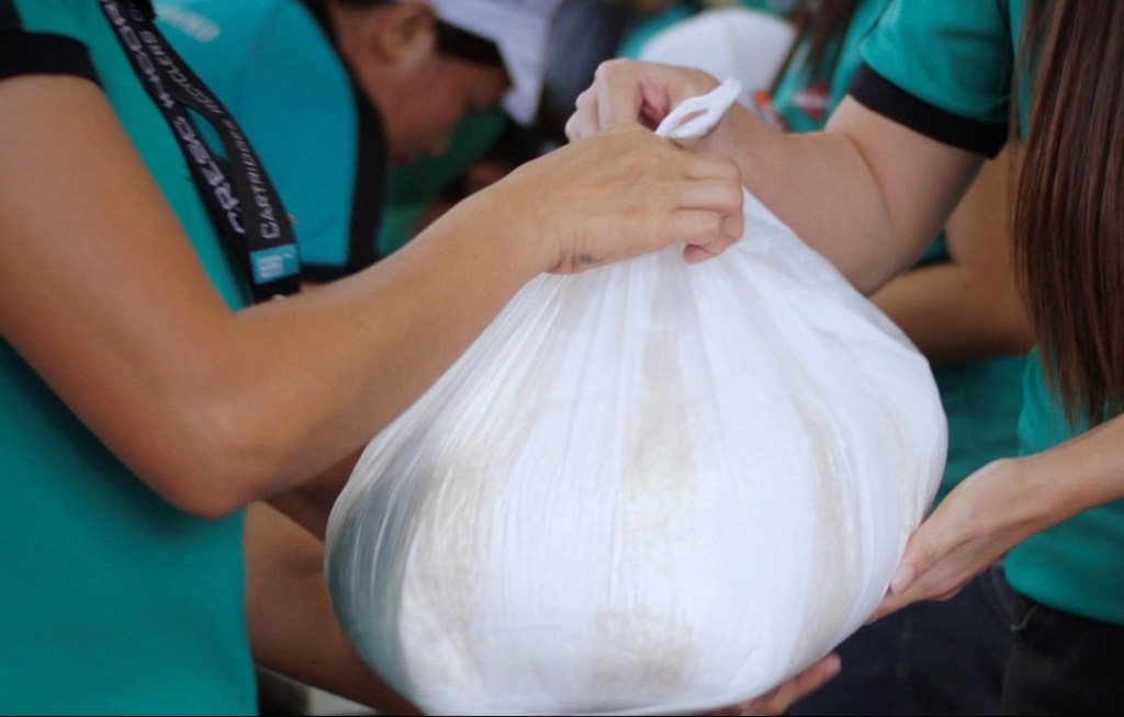 “Benteng Bigas Meron Na” para sa mga trabahador ng Cresc Inc. sa Subic&nbsp;Freeport