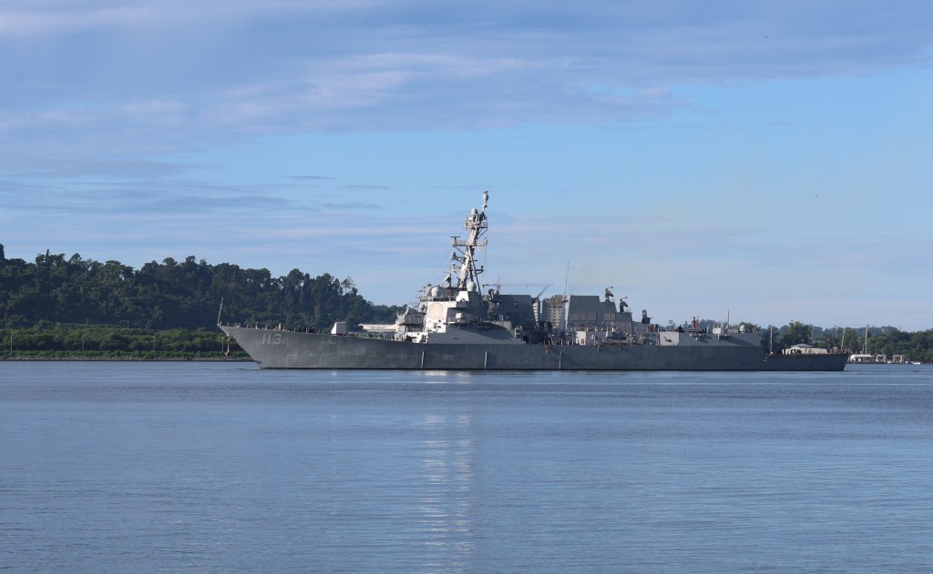 US Destroyer in Subic&nbsp;Bay