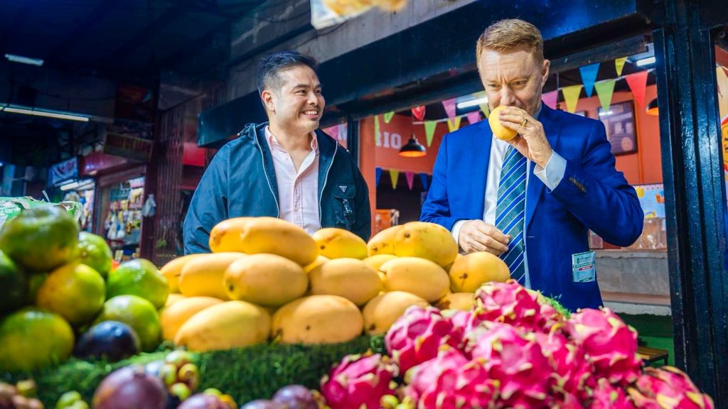 Australian envoy at Gapo market for Pinoy&nbsp;food