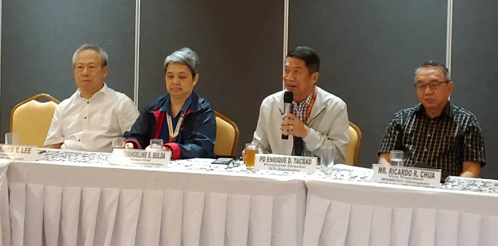 DTI Nanawagan na Iwasan ang Plastik at Ugaliing Magdala ng Sariling Sisidlan kapag&nbsp;Namalengke