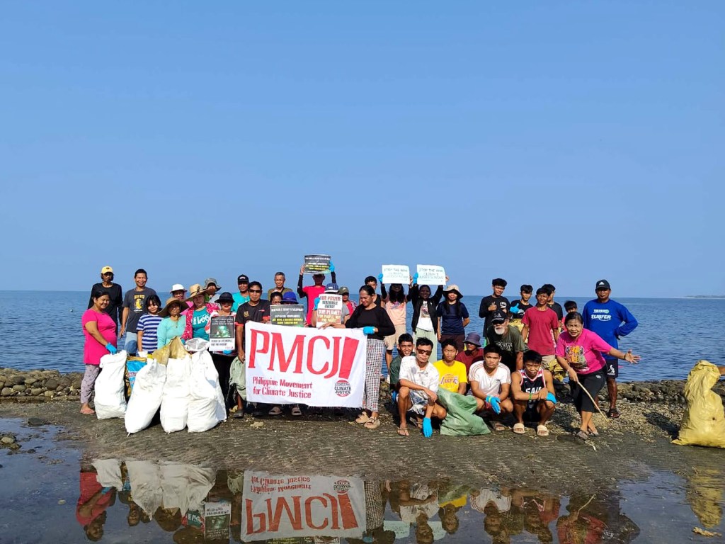 Coastal clean-up at community discussion ng mga mangingisda ng Sta. Cruz at&nbsp;PMCJ