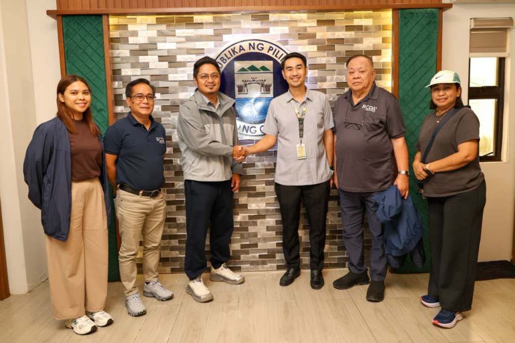 BCDA Naghatid ng 100 Sako ng Bigas sa Olongapo para sa mga Pamilyang Apektado ng Kalamidad