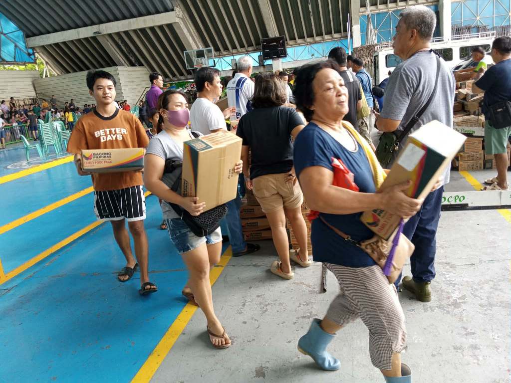 Lingkod Lapid Caravan namahagi ng ayuda sa mga nasalanta sa Olongapo at&nbsp;Zambales
