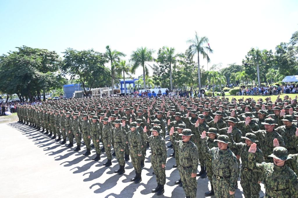 575 NEW PATROLMEN, PATROLWOMEN TAKE OATH IN&nbsp;PRO3