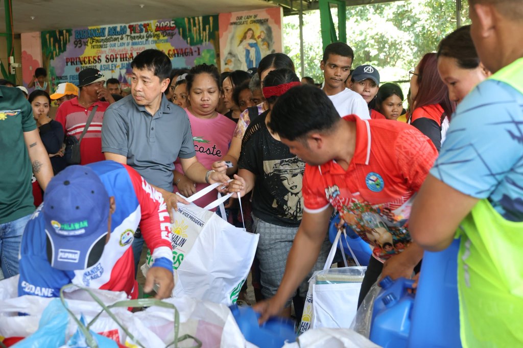 2,300 PAMILYA SA SAN MARCELINO, NAKATANGGAP NG TULONG MULA OVP
